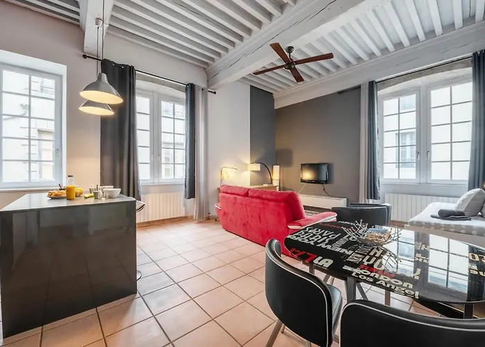 Emplacement N°1 Très Bel Spacieux Appartement